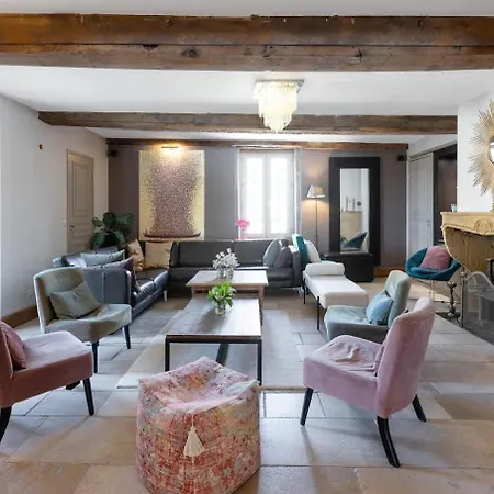 Chateau Coraline Bed & Breakfast *