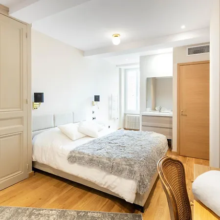 Chateau Coraline Bed & Breakfast